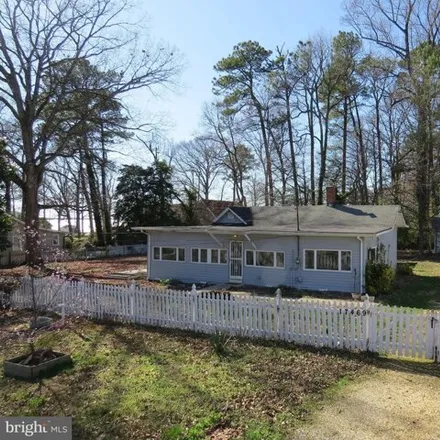 Rent this 3 bed house on 17473 Audrey Road in Cobb Island, Charles County