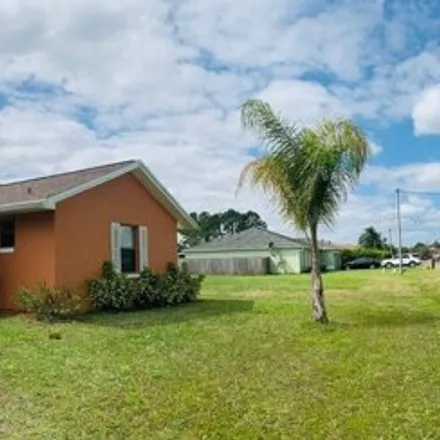 Buy this 3 bed house on 269 Grifford Drive in Poinciana, FL 34758