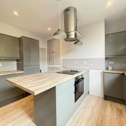 Rent this 3 bed townhouse on Morris Lane in Leeds, LS5 3AN