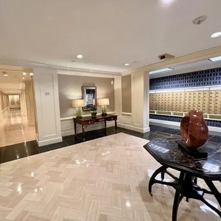 Image 9 - Royal Sonesta Harbor Court Baltimore, 550 Light Street, Baltimore, MD 21202, USA - Condo for sale