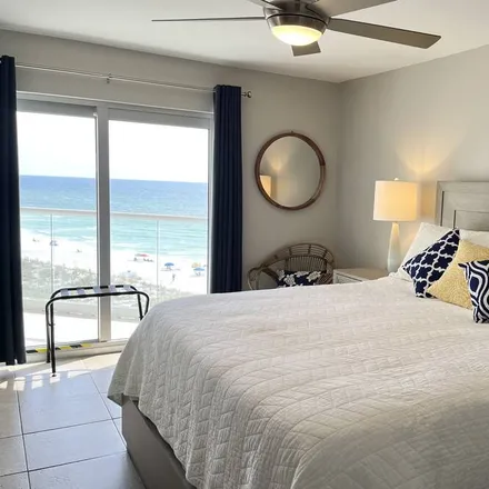 Rent this 1 bed condo on Gulf Breeze