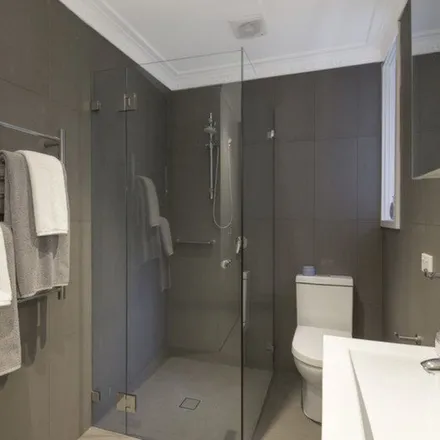 Image 2 - 16 St Thomas Street, Bronte NSW 2024, Australia - Apartment for rent