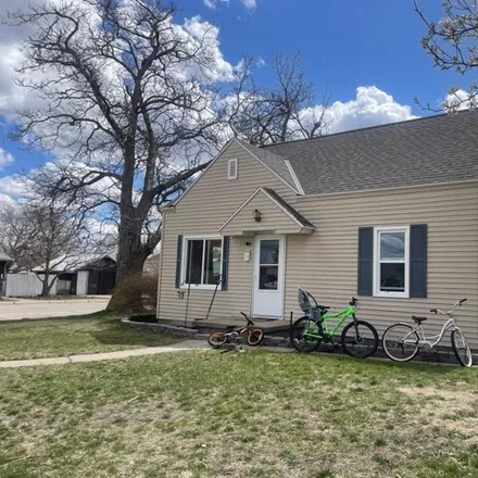 Buy this 3 bed house on 307 West 11th Street in Cozad, NE 69130