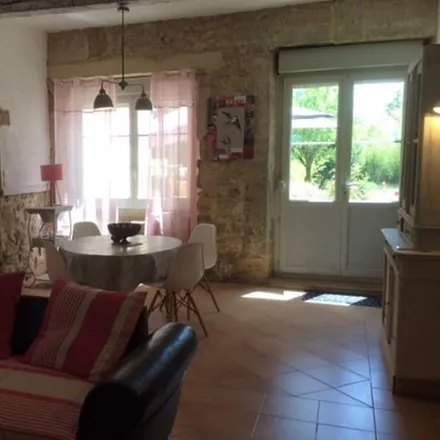 Image 2 - 11100 Narbonne, France - Apartment for rent