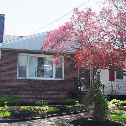 Image 1 - 29 Newton Street, City of Dunkirk, NY 14048, USA - House for sale