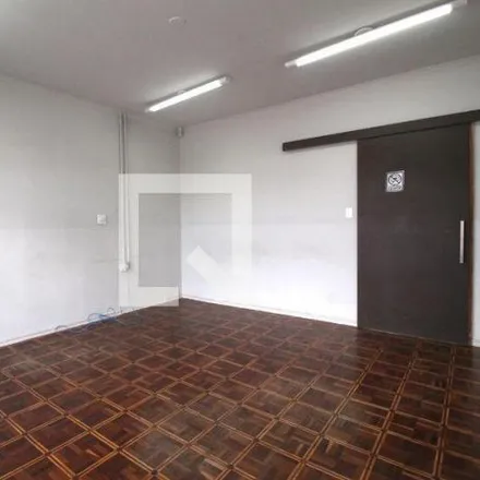 Rent this 4 bed house on Alameda Assunta Barizani Tienghi in Jardim América, Sorocaba - SP