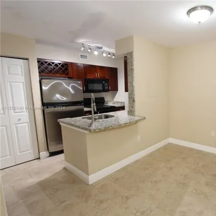 Image 4 - 2799 North Oakland Forest Drive, Broward County, FL 33309, USA - Condo for rent