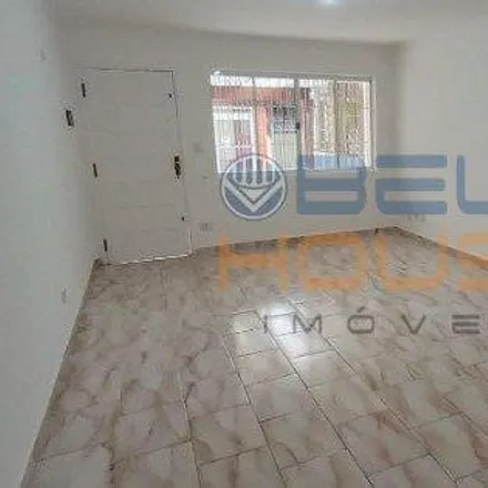 Rent this 2 bed house on Rua das Laranjeiras in Campestre, Santo André - SP