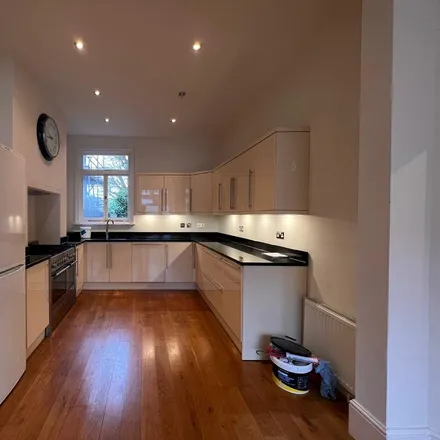 Image 3 - Moyser Road, London, SW16 6SJ, United Kingdom - House for rent