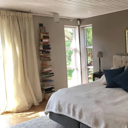 Rent this 4 bed house on Hjuvik in Göteborgs Stad, Västra Götaland County