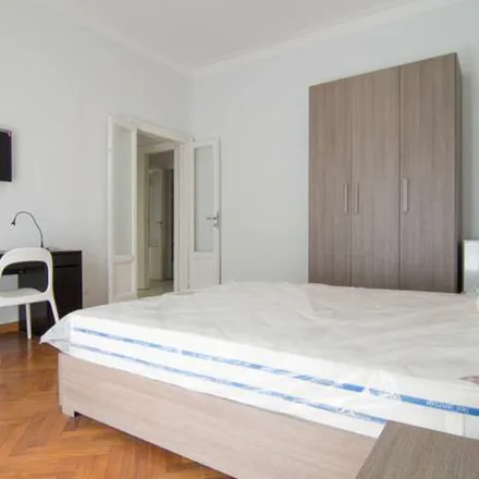 Image 4 - Via Leopoldo Cicognara, 2, 20130 Milan MI, Italy - Apartment for rent