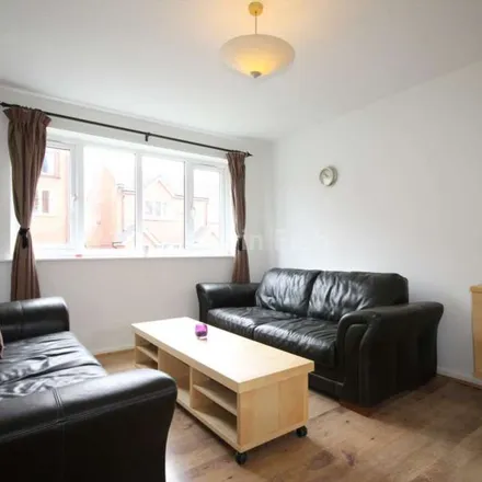 Rent this 3 bed apartment on 5b Nash Street in Manchester, M15 5NZ