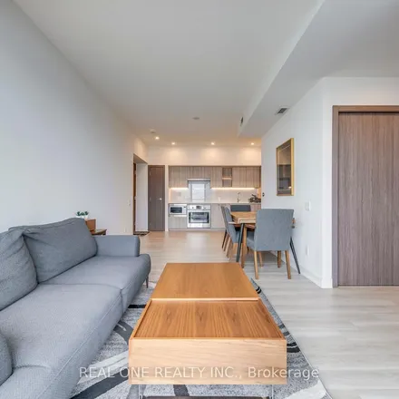 Rent this 3 bed apartment on Fleet Street in Bathurst Street, Old Toronto
