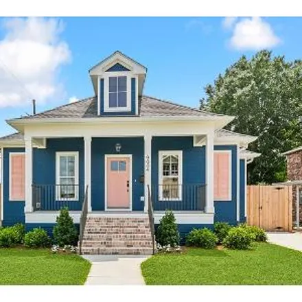 Image 1 - 2912 Hollygrove Street, New Orleans, LA 70118, USA - House for sale