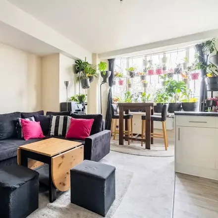 Rent this 1 bed apartment on London in WC1X 8JZ, United Kingdom
