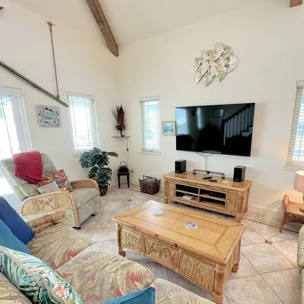 Rent this 3 bed house on Crystal Beach in TX, 77650