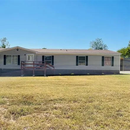 Buy this 5 bed house on 21854 East 510 Road in Claremore, OK 74361