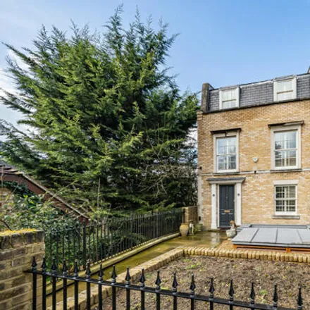 Buy this 5 bed townhouse on 9 Woodclyffe Drive in London, BR7 5NT
