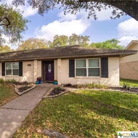 Buy this 3 bed house on 268 Longfellow Lane in Victoria, TX 77904
