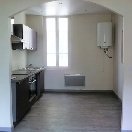 Rent this 2 bed apartment on 2 Rue de l'Union in 10300 Sainte-Savine, France