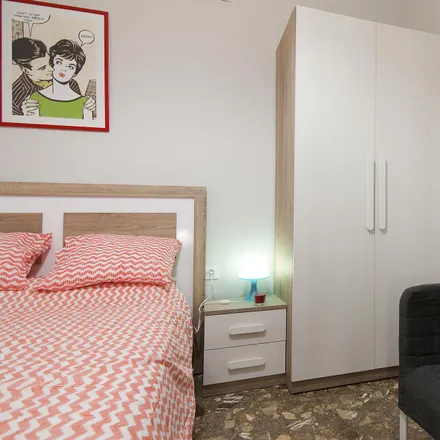 Image 3 - Carrer dels Centelles, 52, 46006 Valencia, Spain - Room for rent