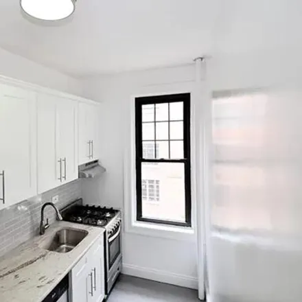 Image 4 - 153 West 12th Street, New York, NY 10011, USA - House for rent