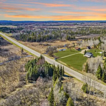 Image 4 - Evangelical Presbyterian Church, West Houghton Lake Road, Lake City, Missaukee County, MI 49651, USA - House for sale