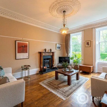 Rent this 4 bed townhouse on 15 Banavie Road in Partickhill, Glasgow