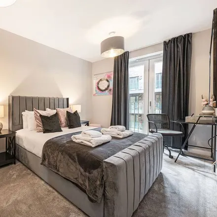 Image 5 - London, SW11 1AP, United Kingdom - Townhouse for rent