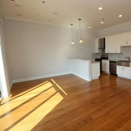 Rent this 2 bed apartment on 1609 West Warren Boulevard in Chicago, IL 60612