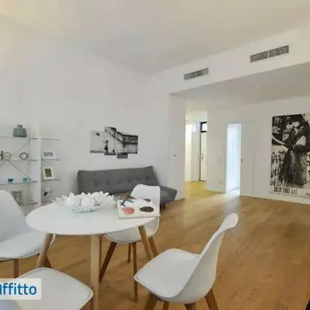 Image 7 - Via Olmetto 10p01, 20123 Milan MI, Italy - Apartment for rent