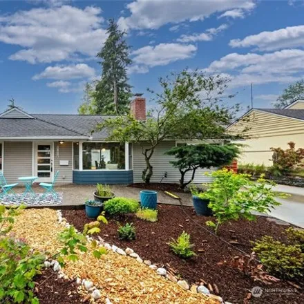 Buy this 3 bed house on 17218 3rd Avenue Northeast in Ridgecrest, Shoreline