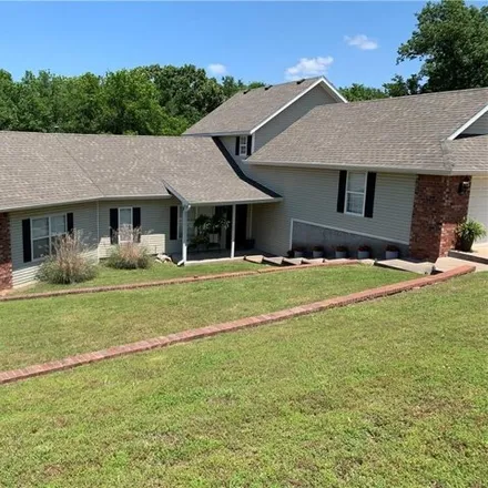 Buy this 3 bed house on 730 North Walnut Street in Hico, Siloam Springs