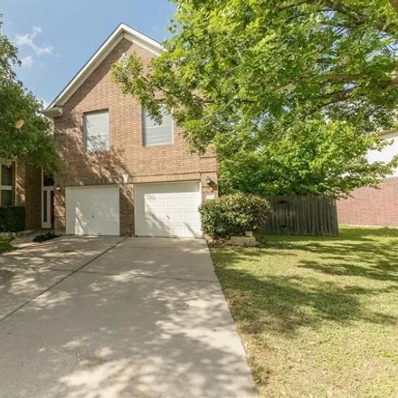 Image 2 - 902 Indian Run Drive, Pflugerville, TX 78766, USA - House for sale