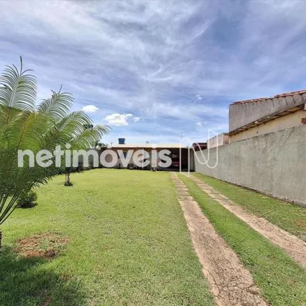 Buy this 2 bed house on Avenida São Francisco in Gama - Federal District, 72444-240