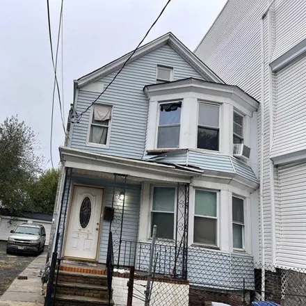 Rent this 1 bed house on 377 South 19th Street in Newark, NJ 07103