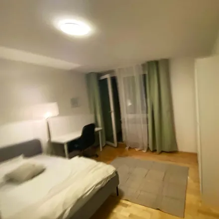 Rent this 1 bed room on Lehrer-Stieglitz-Straße 31 in 85748 Garching bei München, Germany