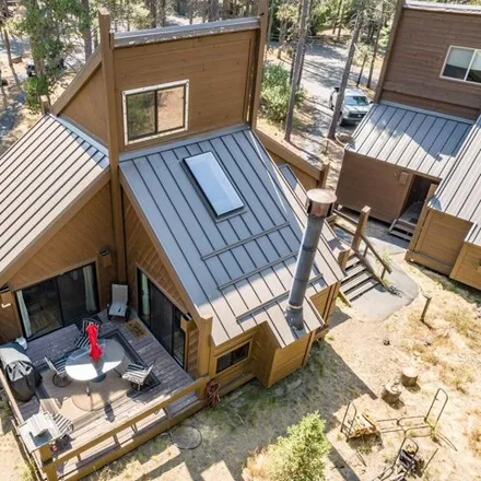 Buy this 3 bed condo on 28 Pole House Lane in Sunriver, OR 97707