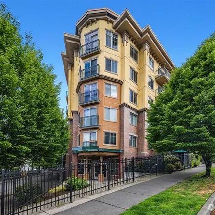 Buy this 2 bed condo on 706 East Denny Way in Seattle, WA 98122