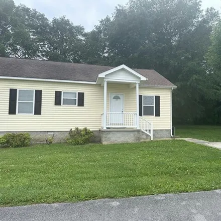 Rent this 3 bed house on 5284 Hillsboro Highway in Manchester, Coffee County
