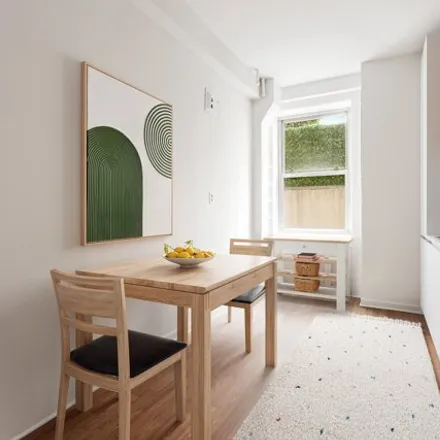 Image 4 - 103 East 75th Street, New York, NY 10021, USA - Apartment for sale