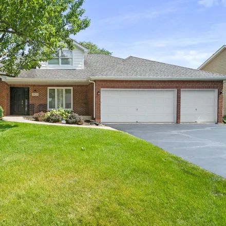 Buy this 3 bed house on 1613 Valley Ridge Court in Naperville, IL 60565