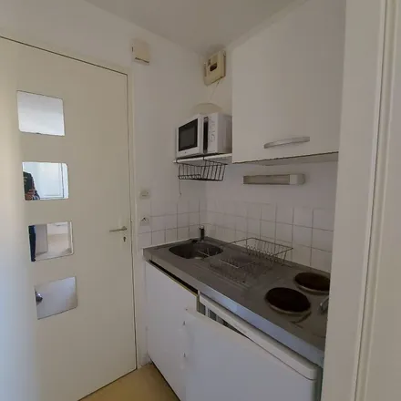 Rent this 1 bed apartment on 7 Place Victor Richard in 44000 Nantes, France