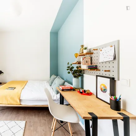 Rent this 2 bed room on E3 in Klara-Franke-Straße 20, 10557 Berlin