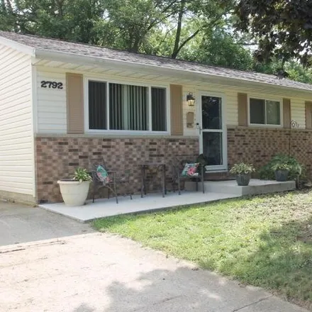 Buy this 3 bed house on 2792 Glenbriar Street in Columbus, OH 43232