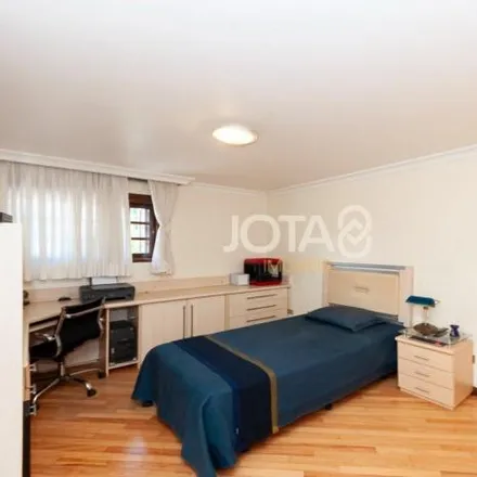 Rent this 4 bed house on Rua Santa Bertila Boscardin 220 in Santa Felicidade, Curitiba - PR