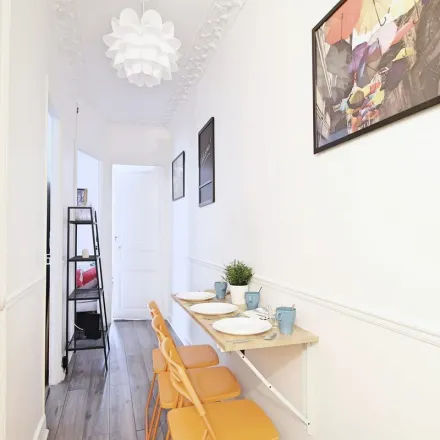 Image 2 - 2 Rue du Docteur Paquelin, 75020 Paris, France - Apartment for rent