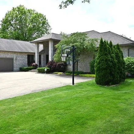 Buy this 3 bed house on 372 Shadydale Drive in Canfield, OH 44406