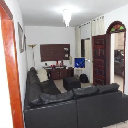 Buy this 5 bed house on Rua Madressilva in Esplanada, Belo Horizonte - MG