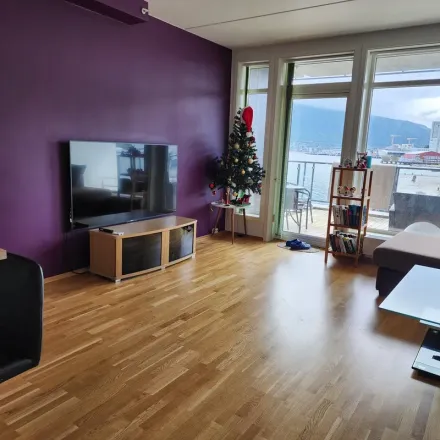 Rent this 1 bed apartment on Stakkevollvegen 31A in 9010 Tromsø, Norway